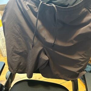 lululemon pacebreaker 9" lined shorts xl